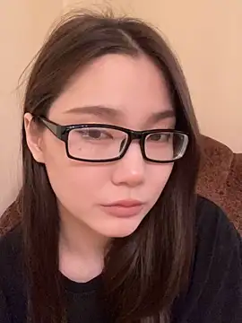 Milka23 online show from October 2025 07:18:01 AM