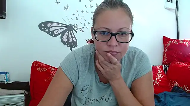 LadyHellene online show from September 2025 06:15:01 AM