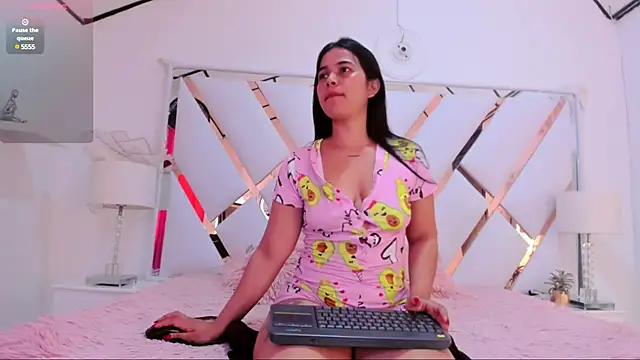 Snapshot of naughty__sara chatting on March 2025 02:53:02 PM naughty sara online show from March 2025 02:53:02 PM