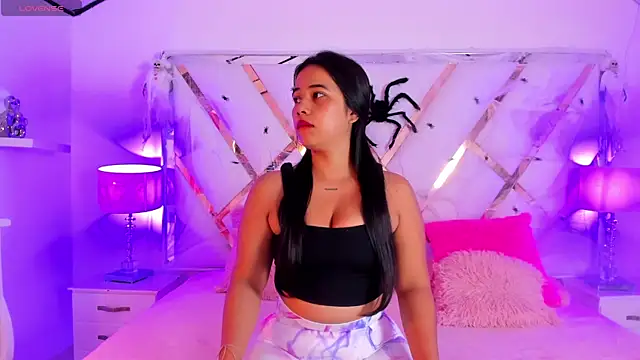 Snapshot of naughty__sara chatting on October 2025 11:46:02 AM naughty sara online show from October 2025 11:46:02 AM