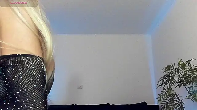 janecandyy  online show from December 2024 08:51:01 PM