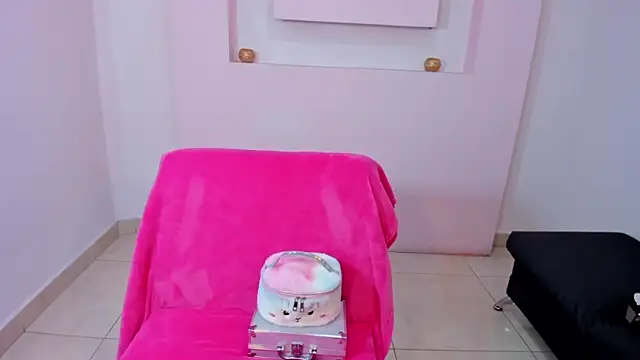 ScarlettWet9 online show from December 2024 04:03:02 AM