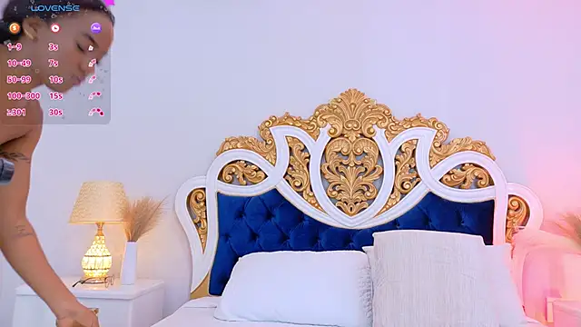 AshleyFerri online show from October 2025 11:10:01 AM