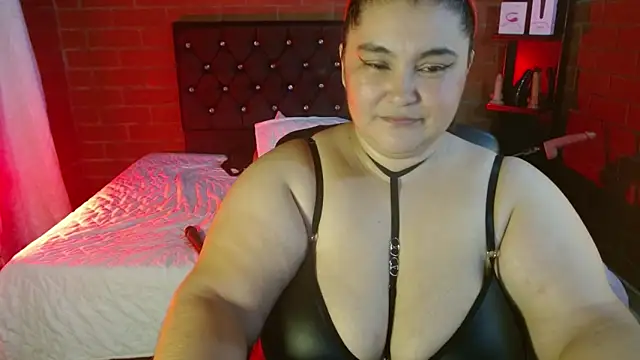 Snapshot of KATIIA16 chatting on December 2024 01:57:02 AM KATIIA16 online show from December 2024 01:57:02 AM