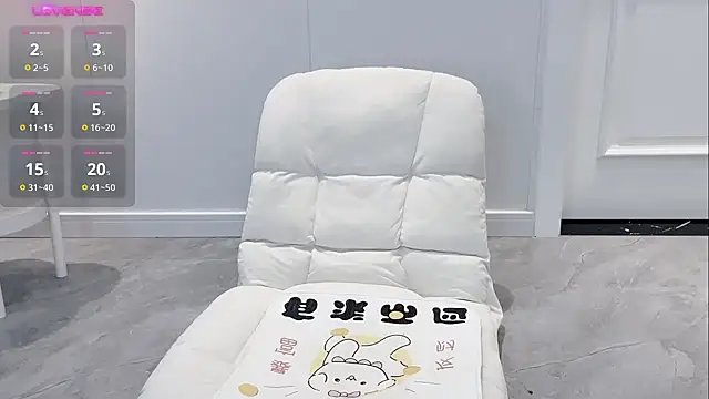 Snapshot of jiaozi-kiss chatting on October 2025 01:24:01 AM jiaozi-kiss online show from October 2025 01:24:01 AM