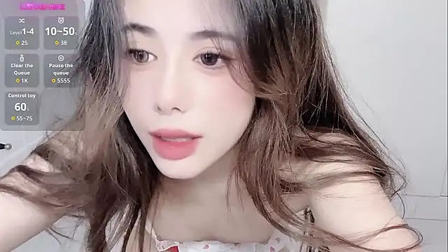 Snapshot of jiaozi-kiss chatting on November 2025 01:45:01 PM jiaozi-kiss online show from November 2025 01:45:01 PM