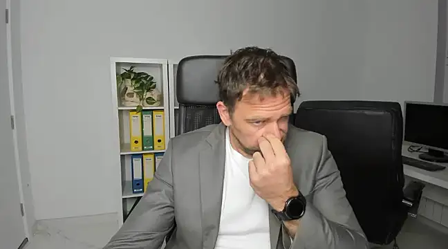 John-E-Dough online show from December 2024 05:37:01 AM