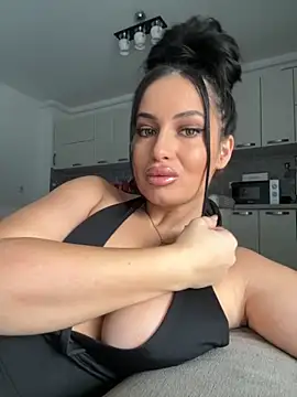 Snapshot of melissablack chatting on October 2025 07:27:02 AM melissablack online show from October 2025 07:27:02 AM