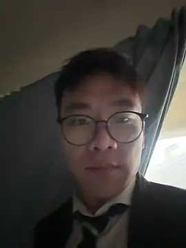 Snapshot of ex199212 chatting on December 2024 11:07:02 PM ex199212 online show from December 2024 11:07:02 PM