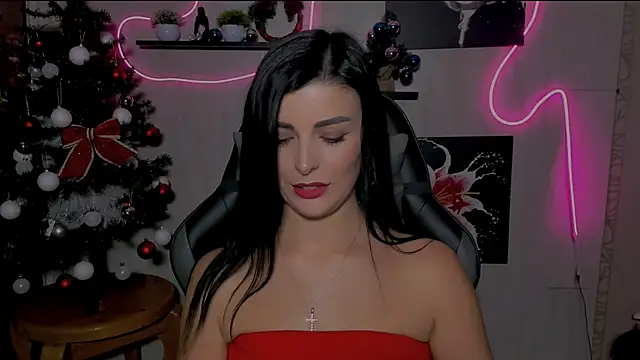 KayWuds online show from December 2024 04:32:02 PM