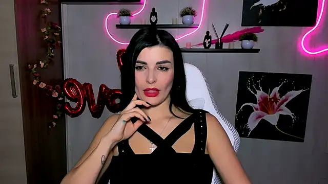 KayWuds online show from March 2025 04:05:01 AM