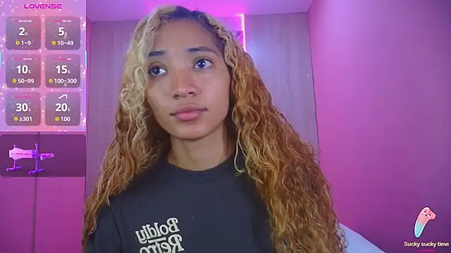 Snapshot of Charlotte_Love10 chatting on October 2025 01:02:02 PM Charlotte Love10 online show from October 2025 01:02:02 PM