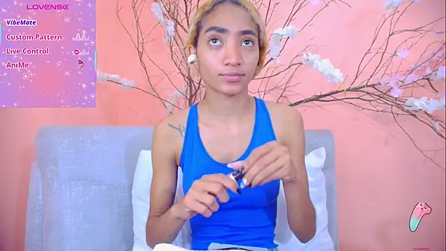 Snapshot of Charlotte_Love10 chatting on November 2025 11:32:01 AM Charlotte Love10 online show from November 2025 11:32:01 AM