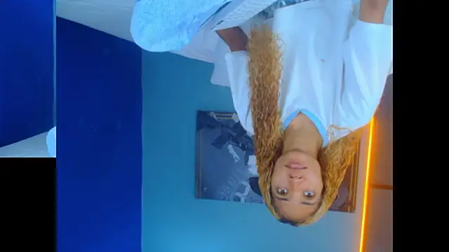 Snapshot of Charlotte_Love10 chatting on November 2025 11:43:02 AM Charlotte Love10 online show from November 2025 11:43:02 AM