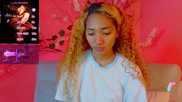 Snapshot of Charlotte_Love10 chatting on November 2025 11:54:01 AM Charlotte Love10 online show from November 2025 11:54:01 AM