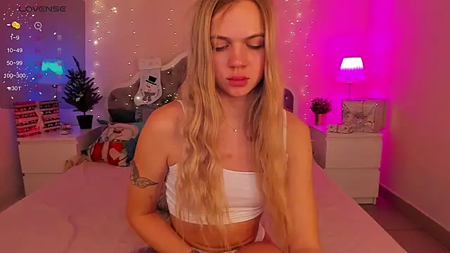 Aria69Stars online show from December 2024 04:49:02 AM