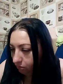 Veronica-Celie online show from November 2025 01:31:01 PM