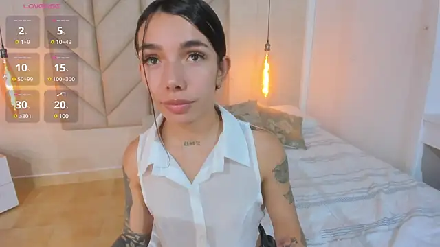 Snapshot of Mollymoon1 chatting on March 2025 07:39:01 PM Mollymoon1 online show from March 2025 07:39:01 PM