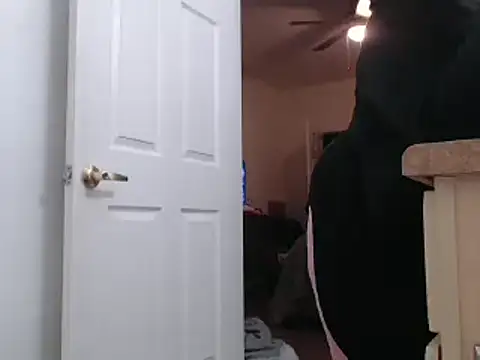 Snapshot of AlyssiaAmoreXO chatting on February 2025 01:45:01 AM AlyssiaAmoreXO online show from February 2025 01:45:01 AM