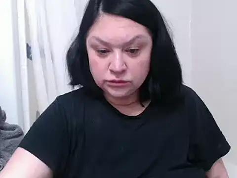 Snapshot of AlyssiaAmoreXO chatting on February 2025 01:28:01 PM AlyssiaAmoreXO online show from February 2025 01:28:01 PM