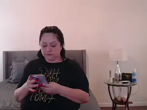 Snapshot of AlyssiaAmoreXO chatting on February 2025 04:57:01 PM AlyssiaAmoreXO online show from February 2025 04:57:01 PM