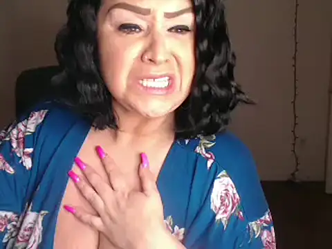 Snapshot of AlyssiaAmoreXO chatting on March 2025 07:27:02 PM AlyssiaAmoreXO online show from March 2025 07:27:02 PM