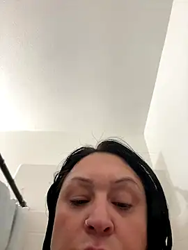 Snapshot of AlyssiaAmoreXO chatting on October 2025 09:26:02 PM AlyssiaAmoreXO online show from October 2025 09:26:02 PM