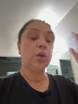 Snapshot of AlyssiaAmoreXO chatting on October 2025 04:07:02 PM AlyssiaAmoreXO online show from October 2025 04:07:02 PM