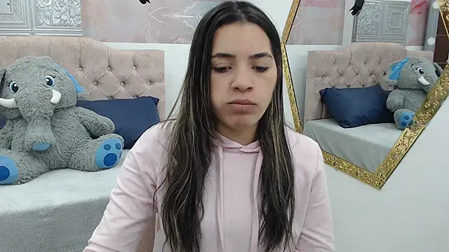 Leah Means  online show from January 2025 12:35:01 PM