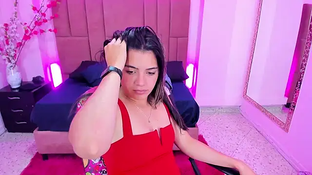 Leah Means  online show from March 2025 04:17:01 PM