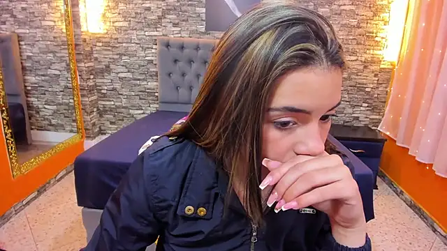 Leah Means  online show from March 2025 04:40:02 PM