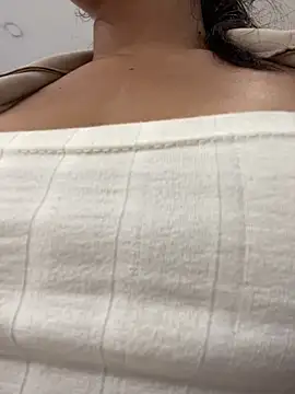 YuliiCamm online show from December 2024 10:08:02 PM