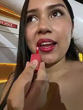 YuliiCamm online show from December 2024 11:40:02 PM
