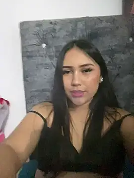 YuliiCamm online show from December 2024 02:53:02 AM