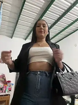 YuliiCamm online show from February 2025 12:49:01 AM