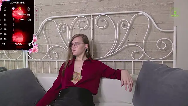 Snapshot of YukoFanee chatting on October 2025 08:06:02 PM YukoFanee online show from October 2025 08:06:02 PM