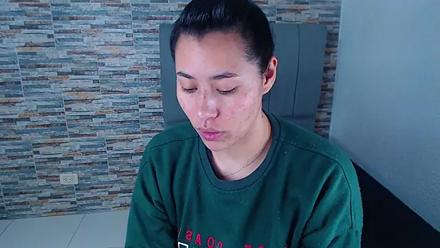  joy yva online show from October 2025 06:50:01 PM