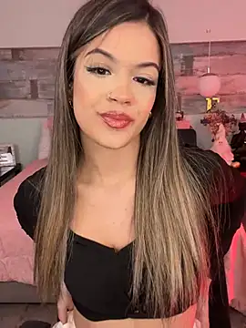 Snapshot of Alisha-Bond chatting on December 2024 12:29:01 AM Alisha-Bond online show from December 2024 12:29:01 AM