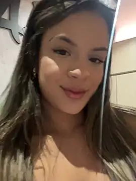 Snapshot of Alisha-Bond chatting on March 2025 11:11:01 PM Alisha-Bond online show from March 2025 11:11:01 PM