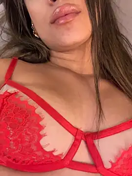 Snapshot of Alisha-Bond chatting on March 2025 02:16:02 AM Alisha-Bond online show from March 2025 02:16:02 AM