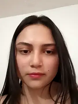 juliana cute online show from January 2025 09:28:01 PM