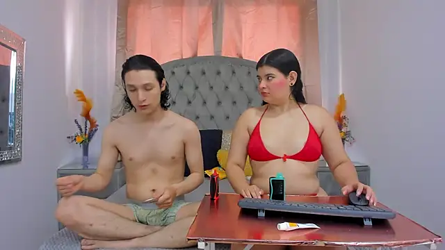 LIZandDante online show from September 2025 07:38:01 PM