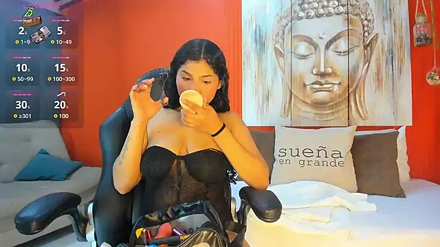 ashly collin9 online show from January 2025 12:26:02 PM