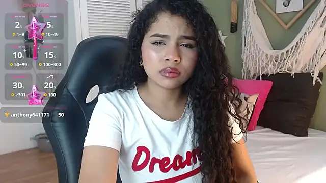 ashly collin9 online show from March 2025 05:38:02 PM