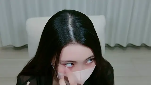 yuki room online show from September 2025 01:16:02 PM