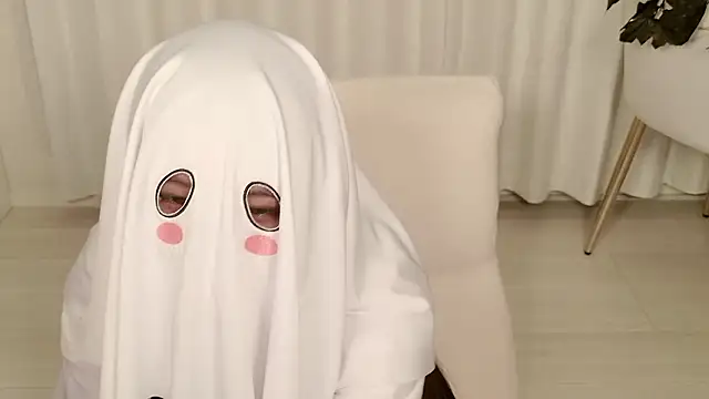 yuki room online show from October 2025 01:01:02 PM