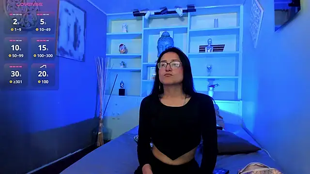 Lucy Williiams online show from February 2025 07:47:02 PM