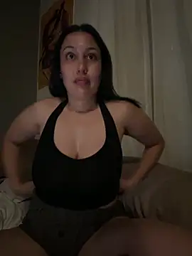 Snapshot of lonelylexxxie chatting on October 2025 06:14:01 AM lonelylexxxie online show from October 2025 06:14:01 AM