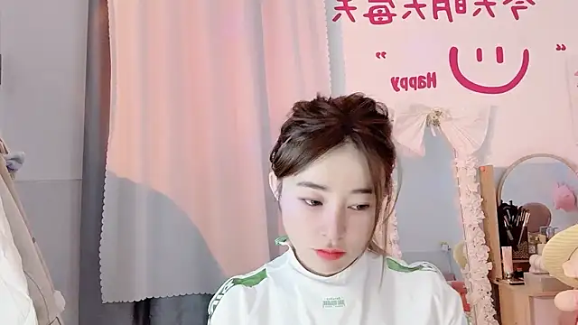 Snapshot of Carly_1 chatting on December 2024 03:08:02 PM Carly 1 online show from December 2024 03:08:02 PM