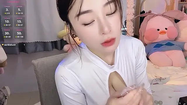 Snapshot of Carly_1 chatting on February 2025 10:52:01 AM Carly 1 online show from February 2025 10:52:01 AM